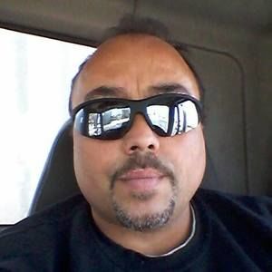 Meet your Posher, Raymond